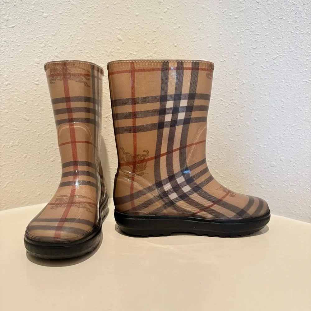 Burberry short kids